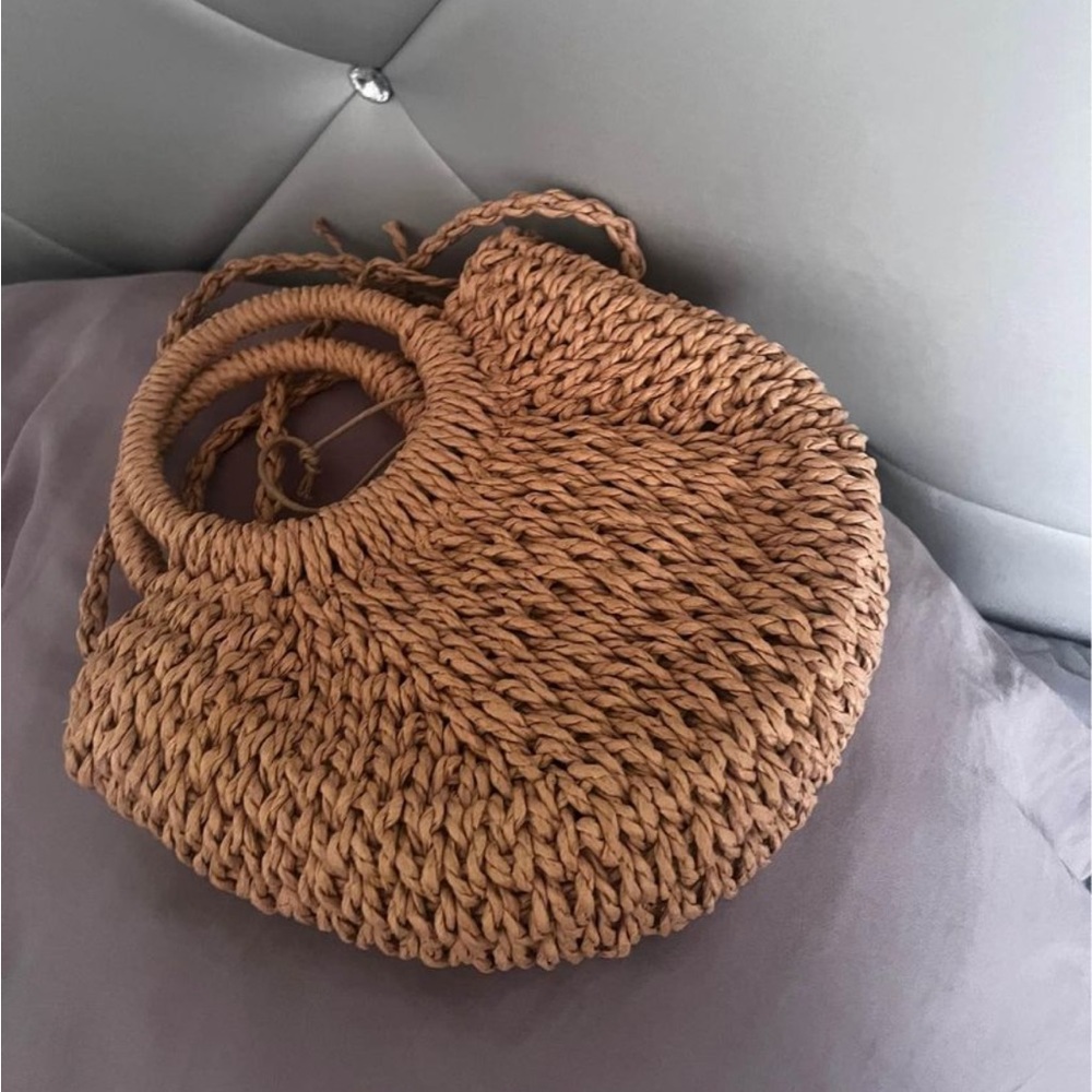 Straw bag